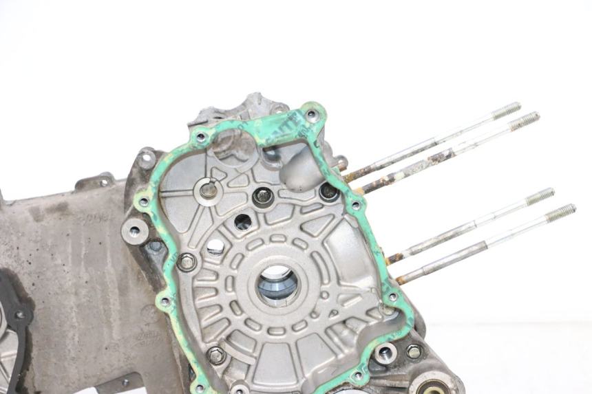 photo de CARTER INFERIOR DO MOTOR PIAGGIO MP3 LT 300 (2010 - 2016) - Estado da superfície