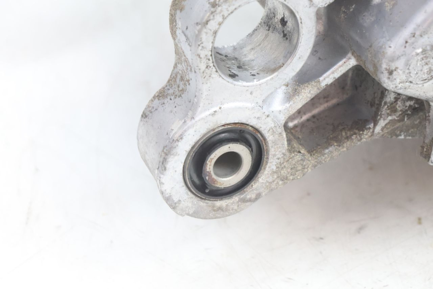 photo de CARCAÇA INFERIOR DO MOTOR YAMAHA N-MAX NMAX 125 (2021 - 2024) - Zoom do estado de desgaste