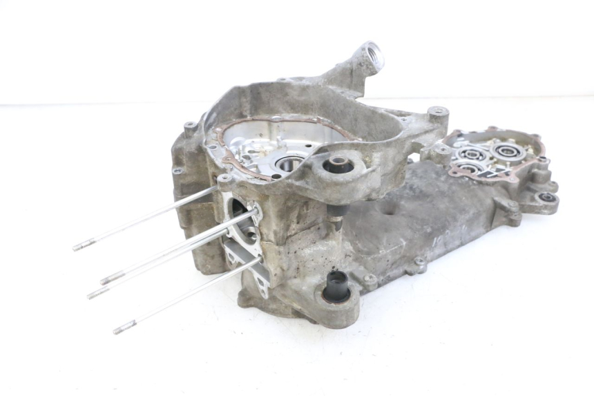 photo de CARTER INFERIOR DO MOTOR YAMAHA NEOS NEO'S 4T 50 (2008 - 2016) - Outro ângulo de visão