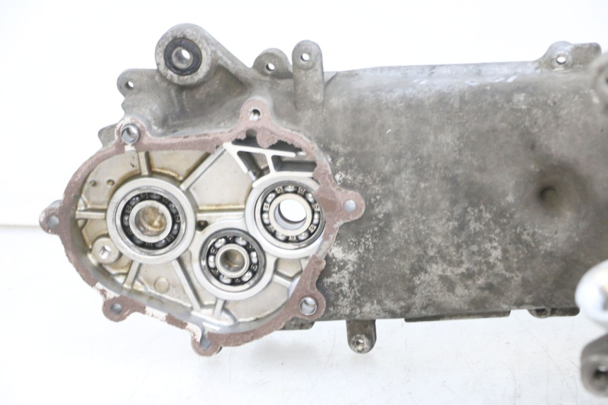 photo de CARTER INFERIOR DO MOTOR YAMAHA NEOS NEO'S 4T 50 (2008 - 2016) - Marcações e referências
