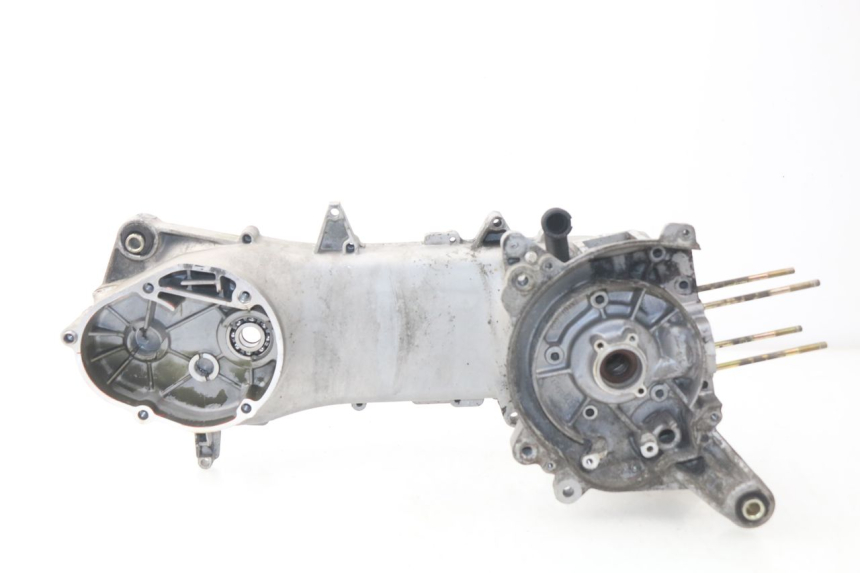 photo de CARTER INFERIOR DO MOTOR PIAGGIO NEW TYPHOON 50 (2010 - 2017) - Ampliação dos componentes