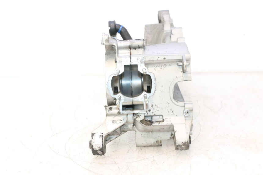 photo de CARTER INFERIOR DO MOTOR PIAGGIO NEW TYPHOON 50 (2018 - 2021) - Inspeção visual