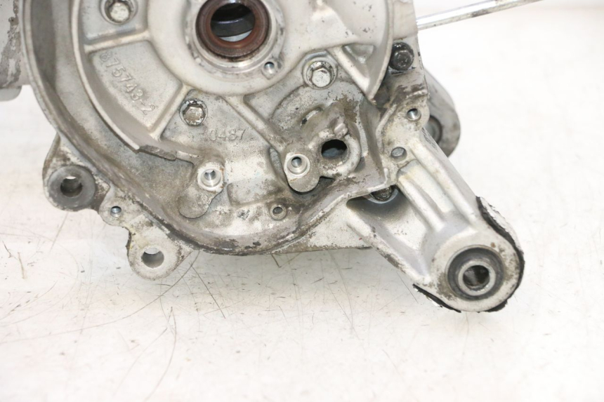 photo de CARTER INFERIOR DO MOTOR PIAGGIO NEW TYPHOON 50 (2018 - 2021) - Peça verificada