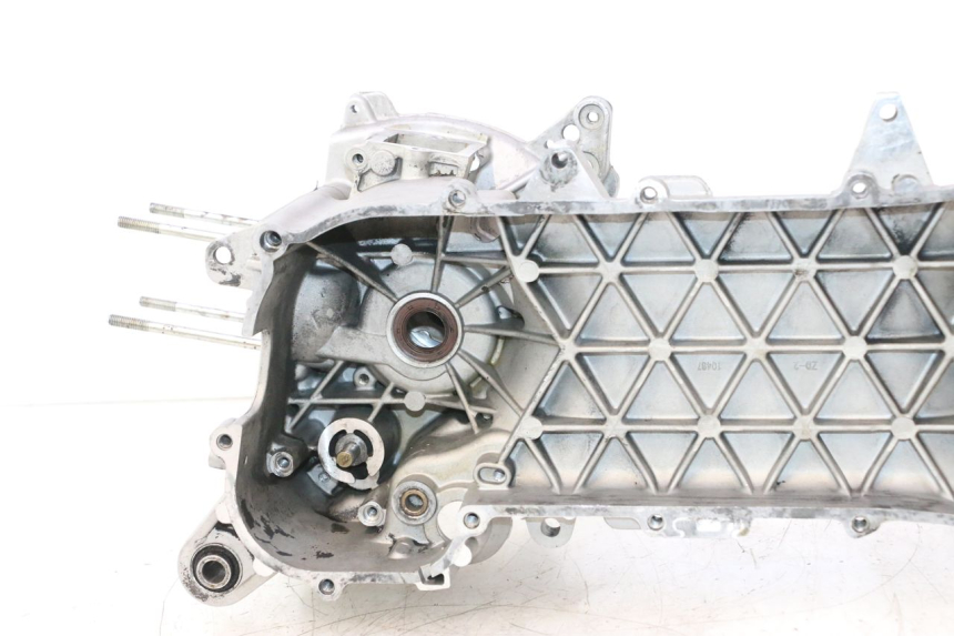 photo de CARTER INFERIOR DO MOTOR PIAGGIO NEW TYPHOON 50 (2018 - 2021) - Vista do produto