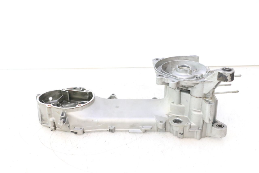 photo de CARTER INFERIOR DO MOTOR PIAGGIO NEW TYPHOON 50 (2018 - 2021) - Inspeção visual