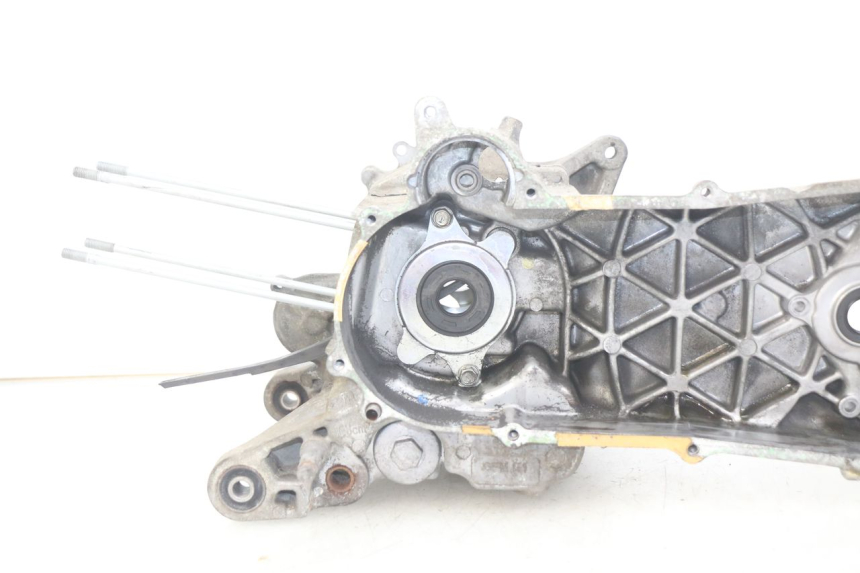 photo de CARTER INFERIOR DO MOTOR HONDA NHX LEAD 110 (2008 - 2010) - Detalhes característicos