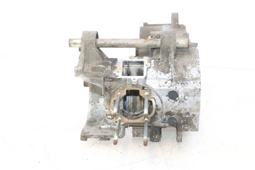 photo de CARCAÇA INFERIOR DO MOTOR MBK NITRO 50 (2004 - 2008) - Detalhes característicos