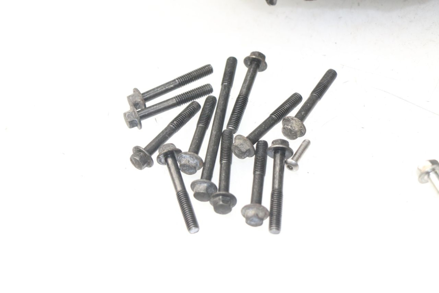 photo de CARTER INFERIOR DO MOTOR HONDA NSS EX FORZA 250 (2005 - 2013) - Estrutura - ampliação