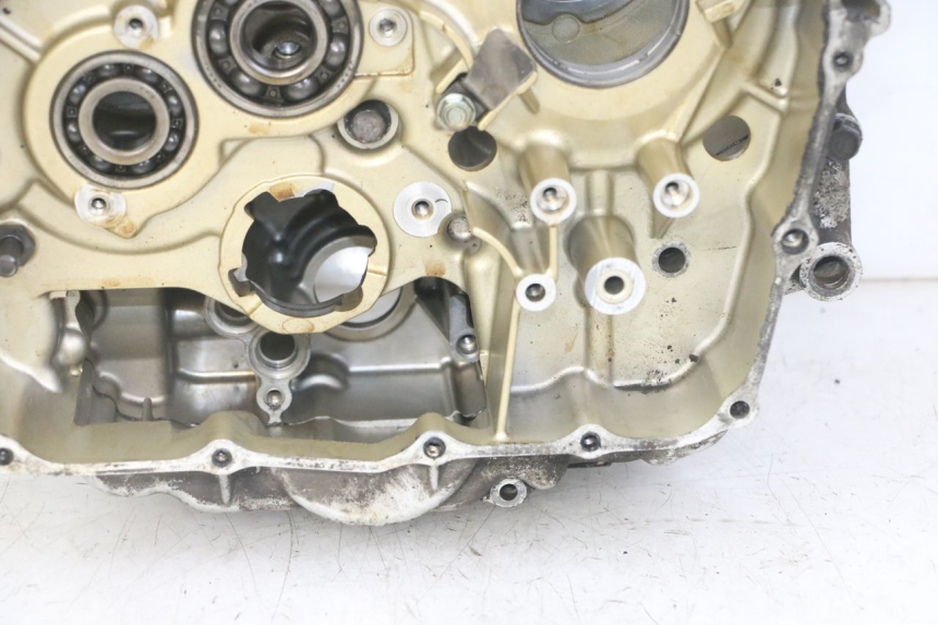 photo de CARTER INFERIOR DO MOTOR HONDA NTV DEAUVILLE ABS 700 (2007 - 2016) - Detalhes característicos