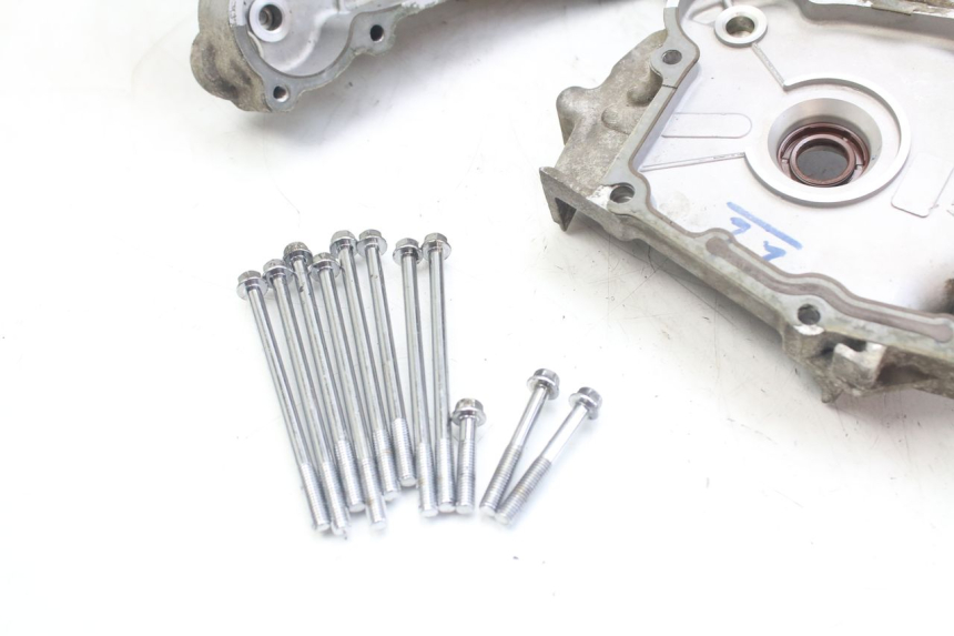 photo de CARTER INFERIOR DO MOTOR SYM ORBIT 2 4T 50 (2018 - 2022) - Ampliação dos componentes
