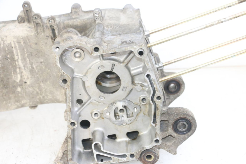 photo de CARTER INFERIOR DO MOTOR SYM ORBIT 2 4T 50 (2008 - 2017) - Vista principal
