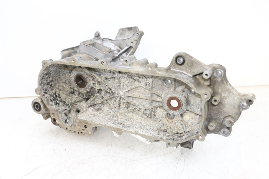photo de CARCAÇA INFERIOR DO MOTOR SYM ORBIT 2 50 (2008 - 2014) - Detalhes característicos