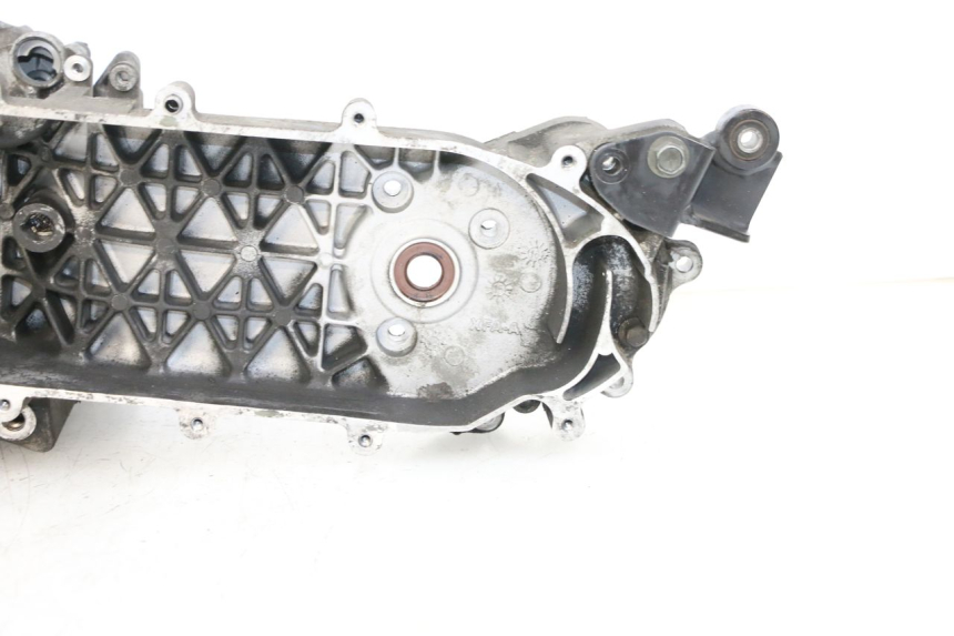 photo de CARTER INFERIOR DO MOTOR SYM ORBIT III 3 4T 50 (2018 - 2021) - Estrutura - ampliação