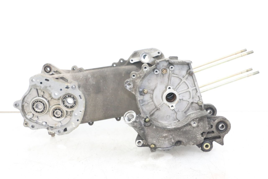 photo de CARCAÇA INFERIOR DO MOTOR SYM ORBIT 50 (2008 - 2010) - Pontos de fixação