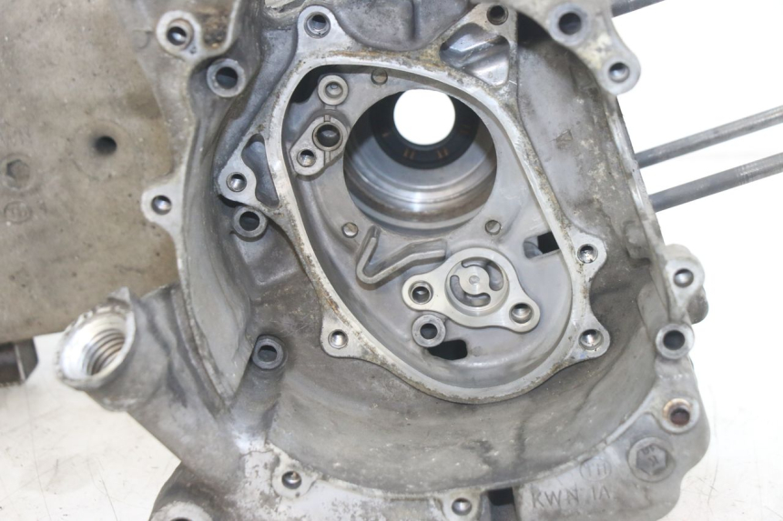 photo de CARTER INFERIOR DO MOTOR HONDA PCX (JF28) 125 (2009 - 2011) - Estrutura - ampliação