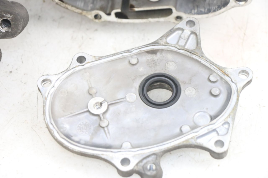 photo de CARTER INFERIOR DO MOTOR HONDA PCX (JF28) 125 (2009 - 2011) - Zoom de qualidade