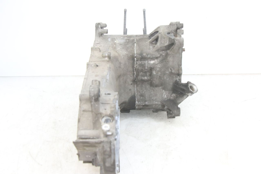 photo de CARTER INFERIOR DO MOTOR HONDA PCX (JF28) 125 (2009 - 2011) - Estado da superfície