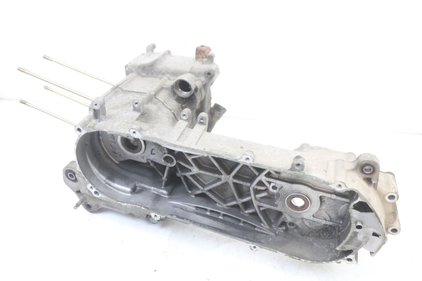 photo de CARTER INFERIOR DO MOTOR PEUGEOT BELVILLE 125 (2017 - 2021) - Vista de perto
