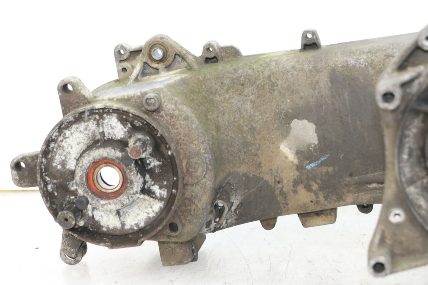 photo de CARCAÇA INFERIOR DO MOTOR PEUGEOT LUDIX 50 (2008 - 2017) - Ampliação dos componentes