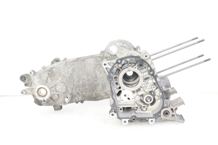photo de CARTER INFERIOR DO MOTOR PEUGEOT SATELIS 125 (2013 - 2018) - Marcações e referências