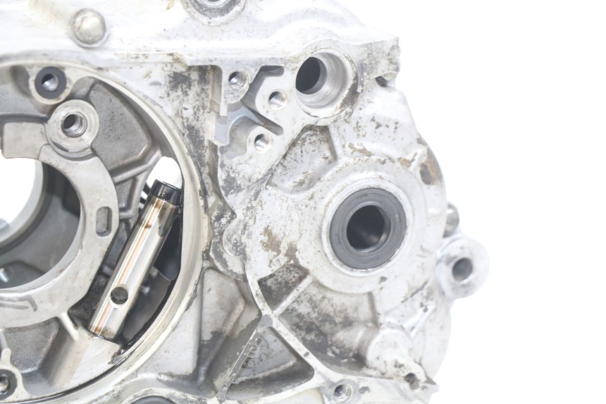 photo de CARTER INFERIOR DO MOTOR YCF PILOT 125 - Vista geral