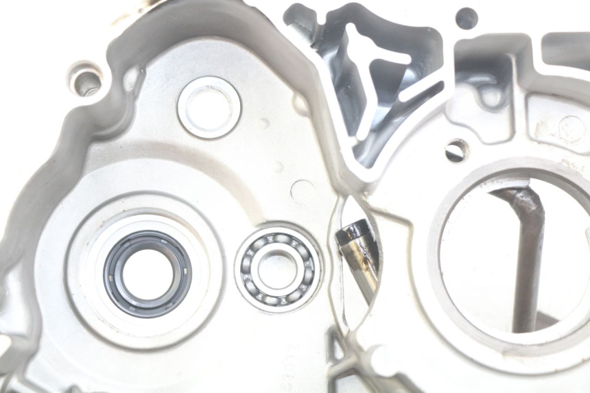 photo de CARTER INFERIOR DO MOTOR YCF PILOT 125 - Peça verificada