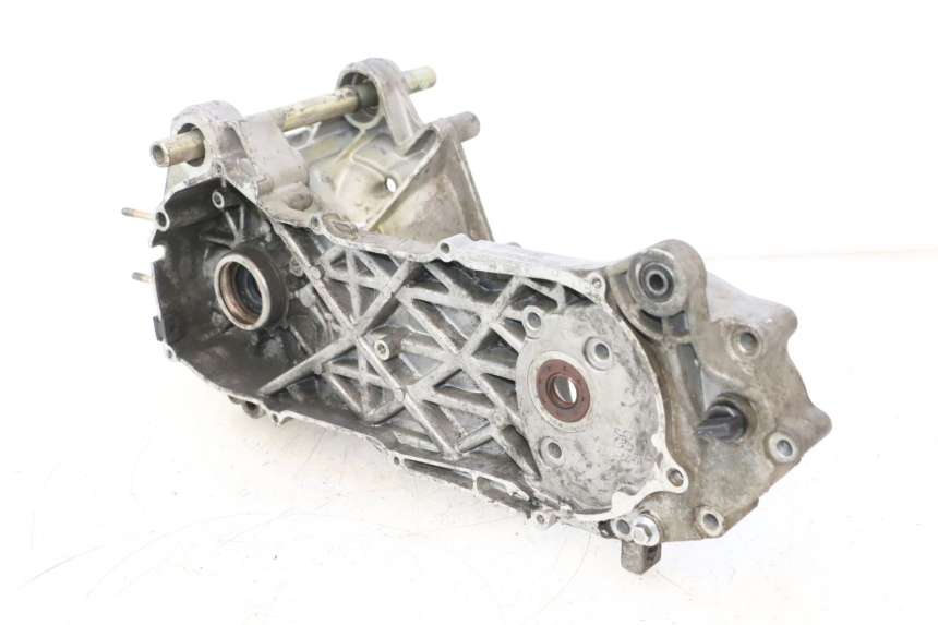photo de CARCAÇA INFERIOR DO MOTOR RAZZO QTR 50 (2011 - 2018) - Imagem adicional