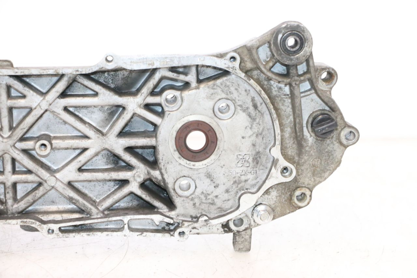photo de CARCAÇA INFERIOR DO MOTOR RAZZO QTR 50 (2011 - 2018) - Estrutura - ampliação