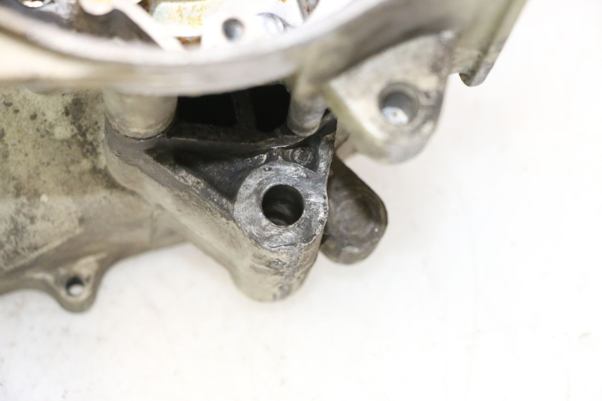 photo de CARCAÇA INFERIOR DO MOTOR RAZZO QTR 50 (2011 - 2018) - Estado da superfície