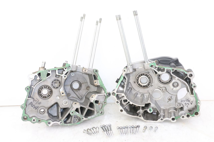 photo de CARTER INFERIOR DO MOTOR REGAL RAPTOR RAXTER 2 125 (2007 - 2015) - Detalhe da peça