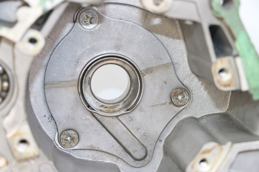 photo de CARTER INFERIOR DO MOTOR REGAL RAPTOR RAXTER 2 125 (2007 - 2015) - Vista de perto