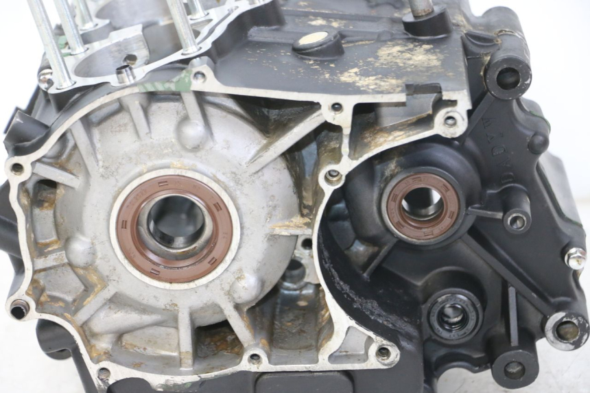 photo de CARTER INFERIOR DO MOTOR REGAL RAPTOR RAXTER 2 125 (2007 - 2015) - Vista geral