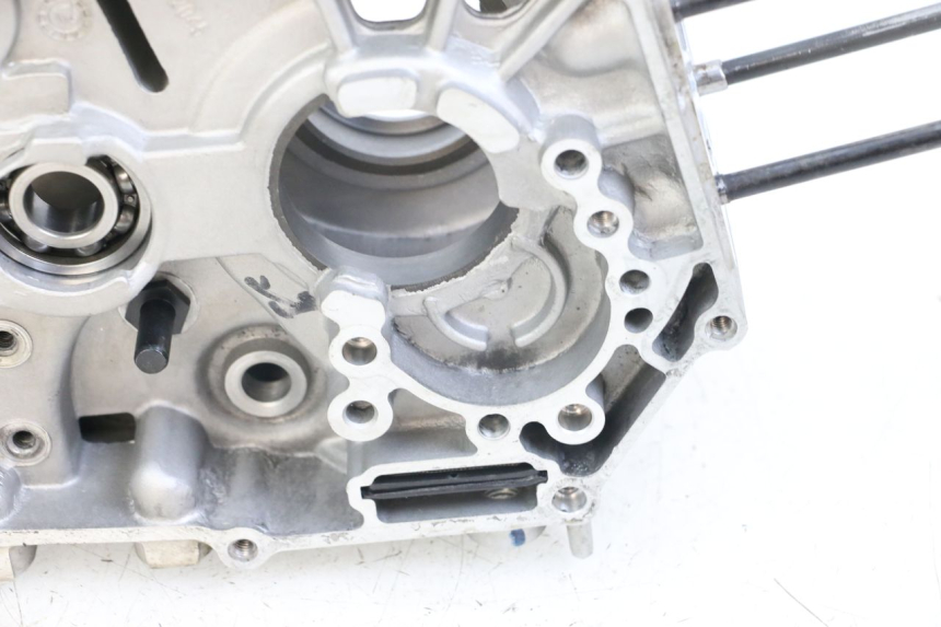 photo de CARTER INFERIOR DO MOTOR APOLLO RFZ 140 - Ampliação técnica