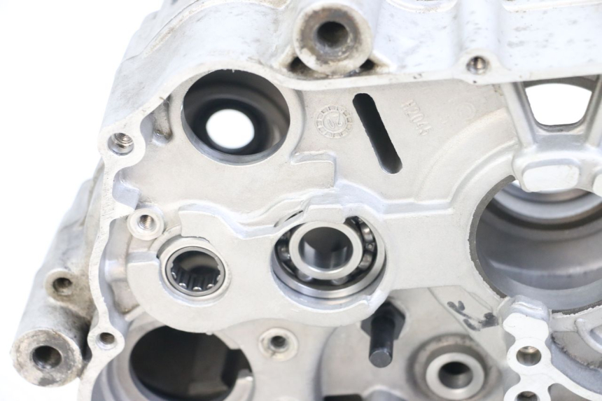 photo de CARTER INFERIOR DO MOTOR APOLLO RFZ 140 - Vista geral