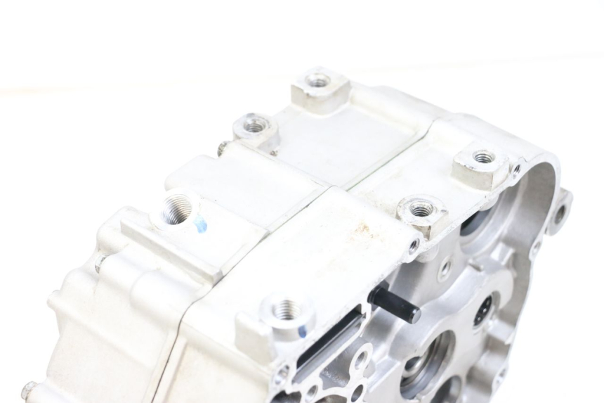 photo de CARTER INFERIOR DO MOTOR APOLLO RFZ 140 - Peça verificada