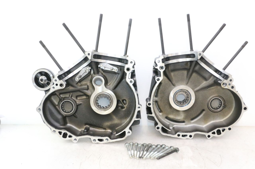 photo de CARCAÇA INFERIOR DO MOTOR HARLEY DAVIDSON ROAD GLIDE FLTRXSE 1920 (2018 - 2022) - Detalhe da peça
