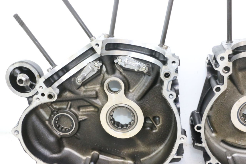 photo de CARCAÇA INFERIOR DO MOTOR HARLEY DAVIDSON ROAD GLIDE FLTRXSE 1920 (2018 - 2022) - Imagem adicional