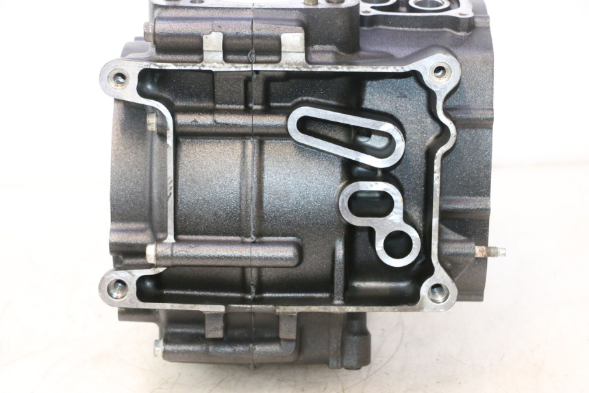 photo de CARCAÇA INFERIOR DO MOTOR HARLEY DAVIDSON ROAD GLIDE FLTRXSE 1920 (2018 - 2022) - Pontos de fixação