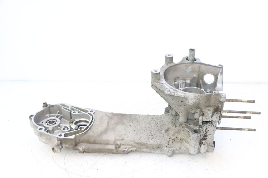photo de CARCAÇA INFERIOR DO MOTOR TNT MOTOR ROMA 12' 2T 50 (2007 - 2018) - Ampliação técnica