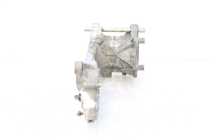photo de CARCAÇA INFERIOR DO MOTOR TNT MOTOR ROMA 12' 2T 50 (2007 - 2018) - Estado da superfície
