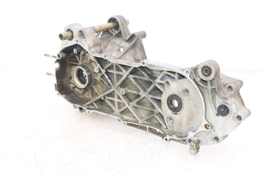 photo de CARCAÇA INFERIOR DO MOTOR TNT MOTOR ROMA 12' 2T 50 (2007 - 2018) - Peça verificada