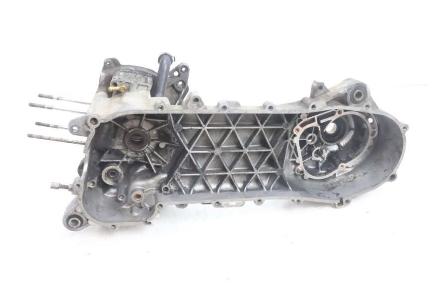 photo de CARCAÇA INFERIOR DO MOTOR GILERA RUNNER SP 50 (2002 - 2004) - Pontos de fixação