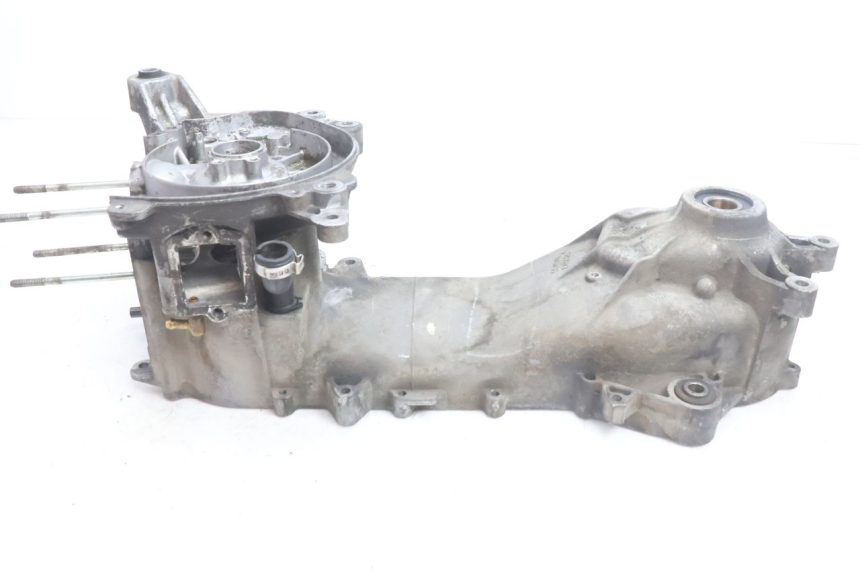 photo de CARCAÇA INFERIOR DO MOTOR GILERA RUNNER SP 50 (2002 - 2004) - Marcações e referências