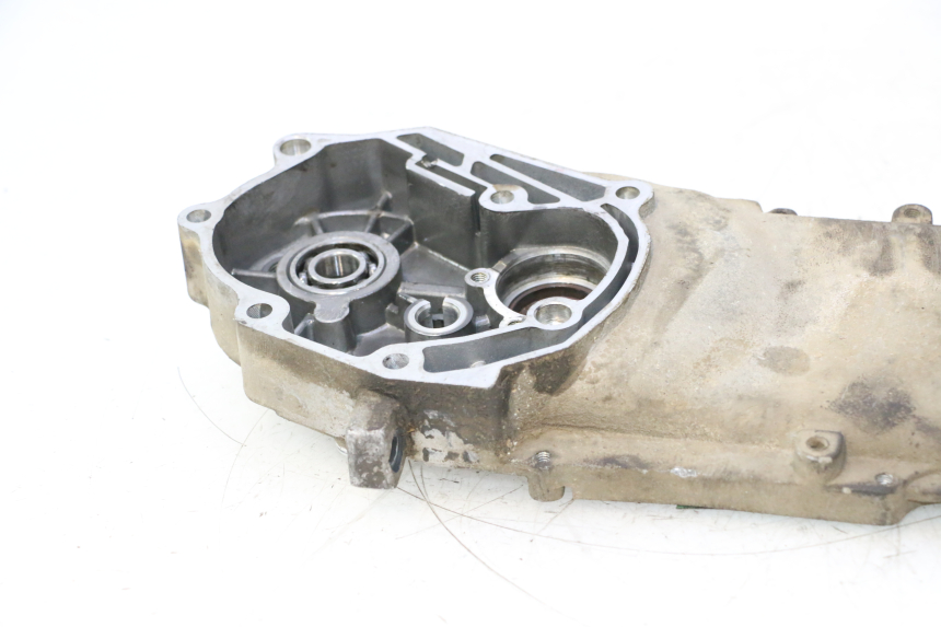 photo de CARTER INFERIOR DO MOTOR KEEWAY RY6 2T 50 (2011 - 2019) - Ampliação dos componentes