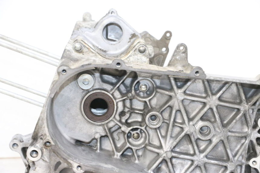 photo de CARTER INFERIOR DO MOTOR DAELIM S1 125 (2007 - 2016) - Vista do produto