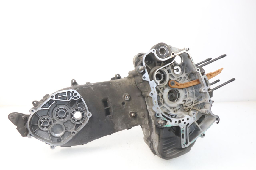 photo de CARTER INFERIOR DO MOTOR PEUGEOT SATELIS 500 (2007 - 2013) - Pontos de fixação