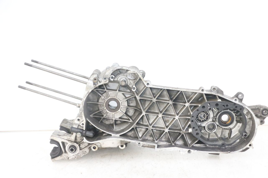 photo de CARTER INFERIOR DO MOTOR PEUGEOT SATELIS 125 (2013 - 2018) - Vista principal