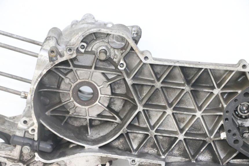 photo de CARTER INFERIOR DO MOTOR PEUGEOT SATELIS 125 (2013 - 2018) - Vista do produto