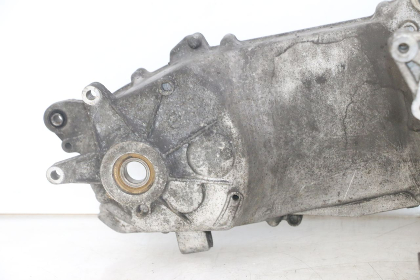 photo de CARTER INFERIOR DO MOTOR PEUGEOT SATELIS 125 (2013 - 2018) - Estrutura - ampliação