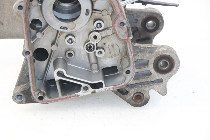 photo de CARCAÇA INFERIOR DO MOTOR JM MOTORS SC 4T 50 (2012 - 2017) - Vista geral